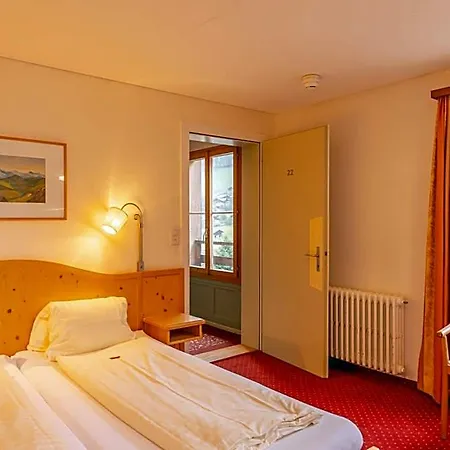 Staubbach Hotel *